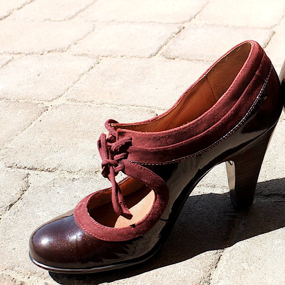 Sofft Burgundy Leather Lace Up Heels Round Toe Retro Vintage Inspired